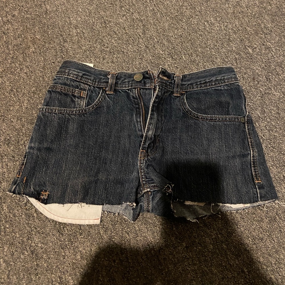 Levi 514 Slim Straight Shorts
